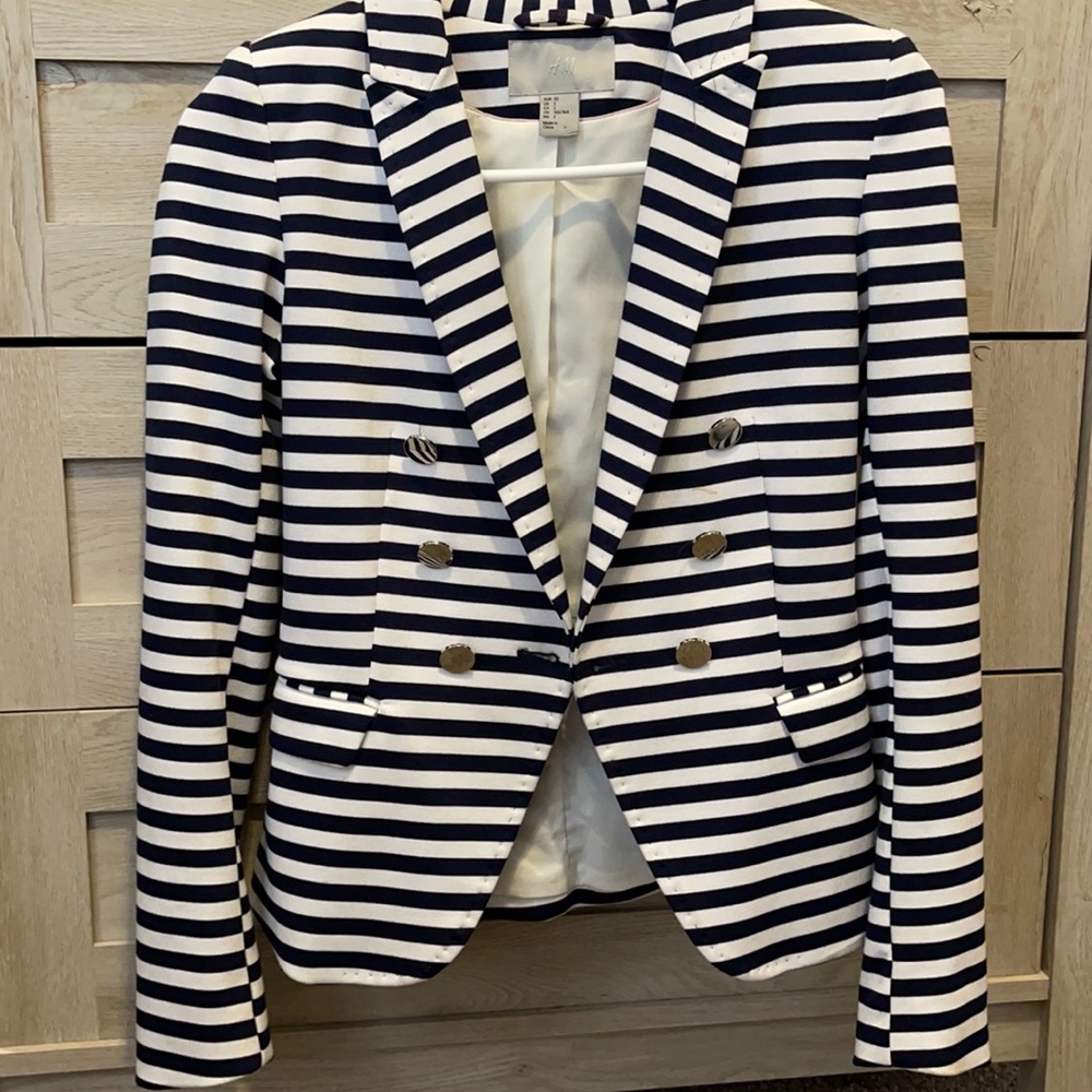 H&M blazer size US 2